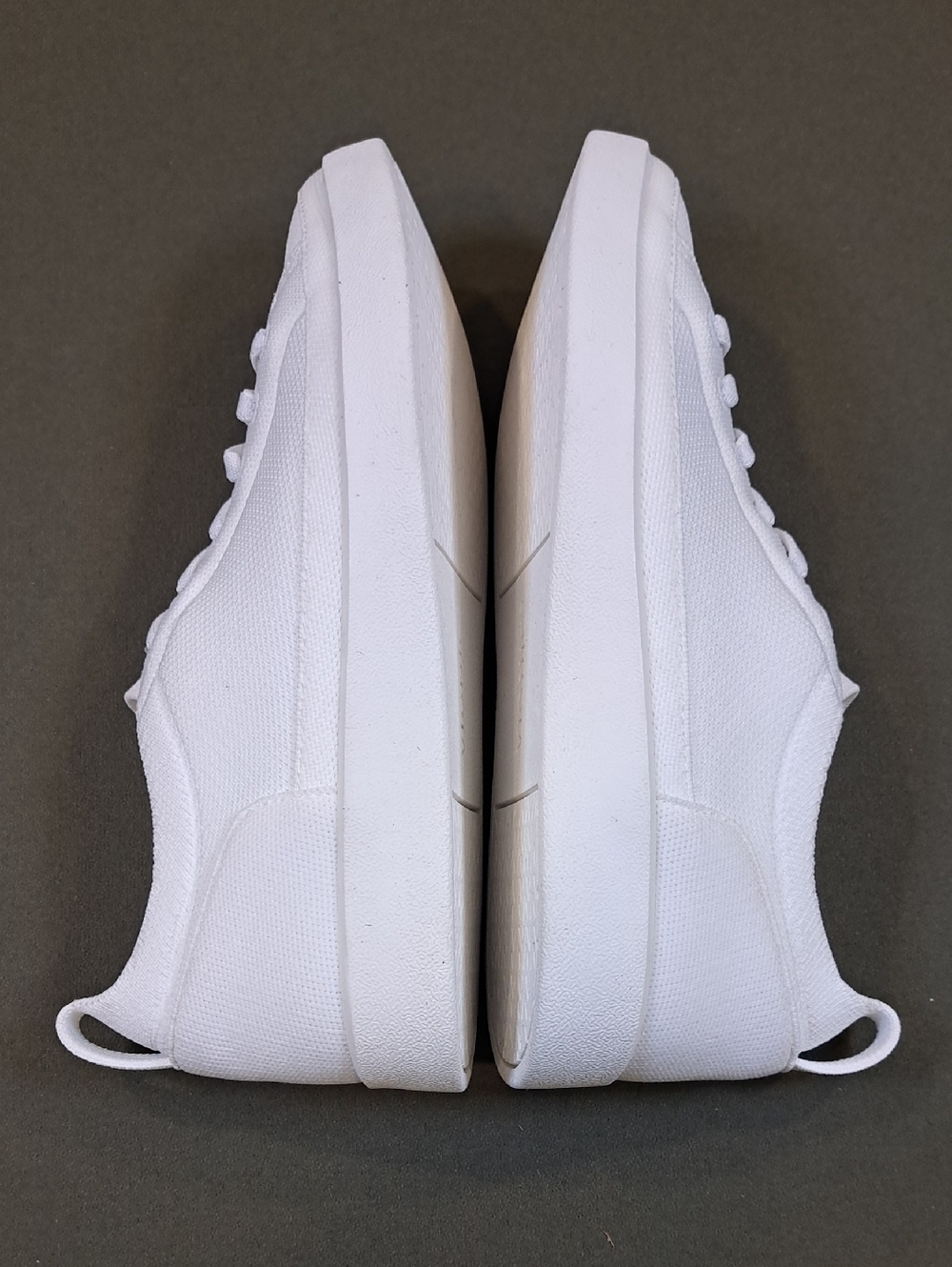 Vionic Winny Knit Sneaker - Color: White - Size: Women 8.5 - Picture 7 of 9